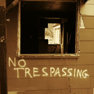 Sell House Near with squatter Massachusetts