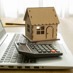 Who Pays Taxes on the Sale of a House Atlanta