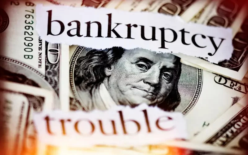 How to Sell a House During Bankruptcy in North Carolina