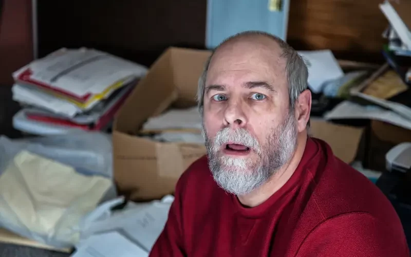 how to sell a hoarder house