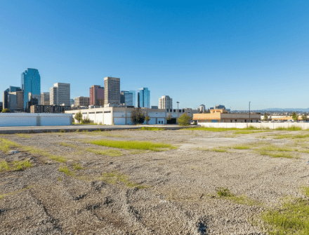 find commercial lots for sale