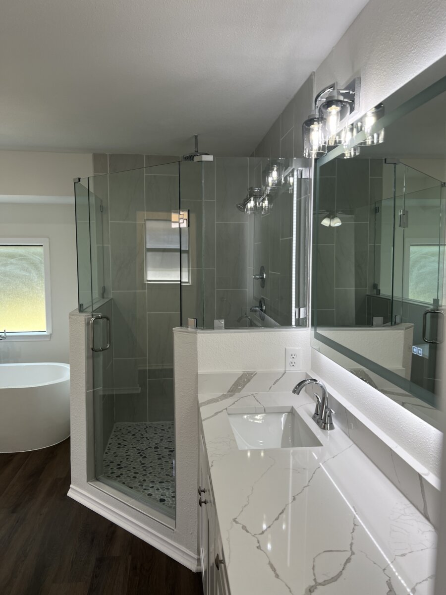 🚿Bathroom Remodeling Plano | [PHOTOS] | Transform Your Bathroom into a ...