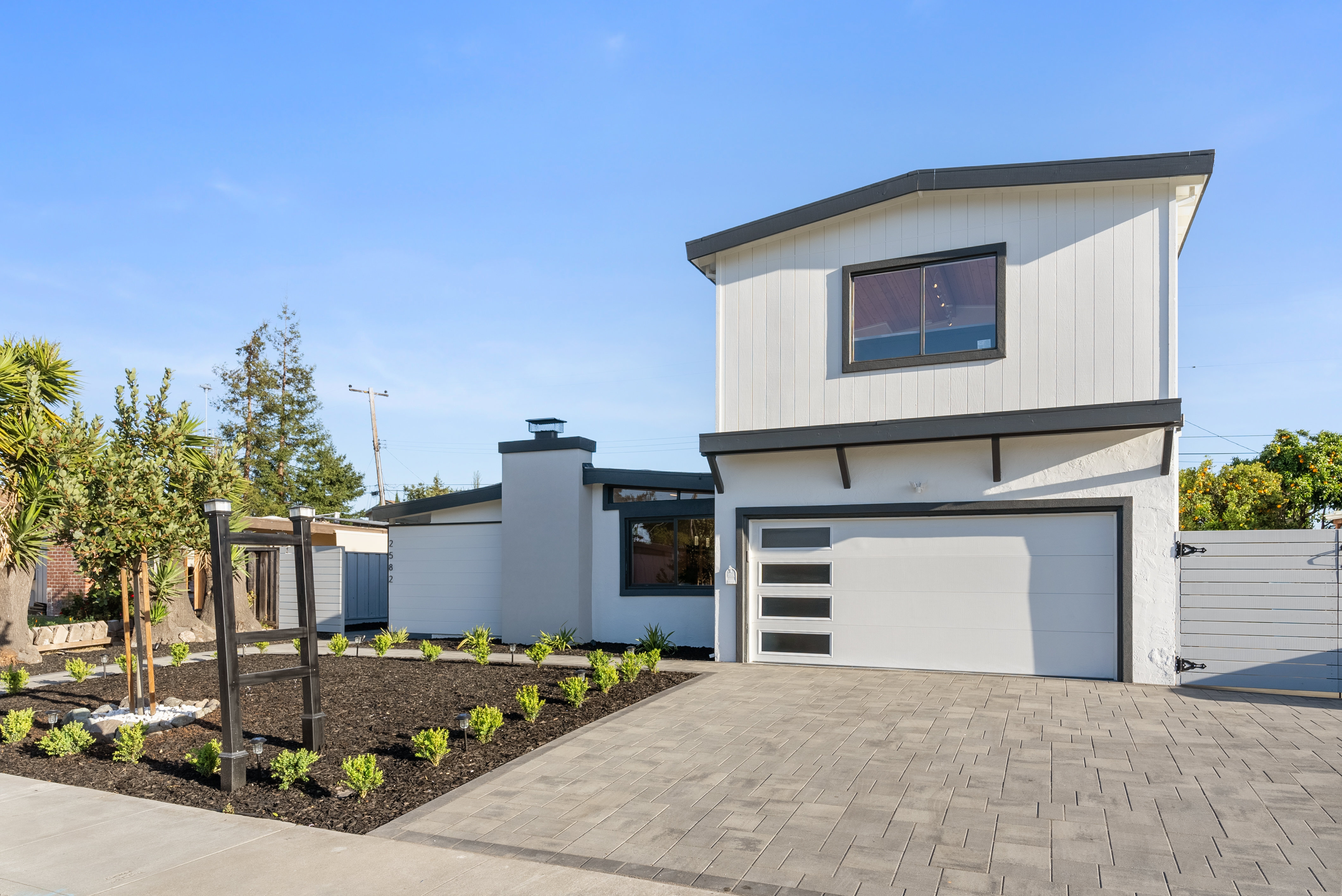 House 3