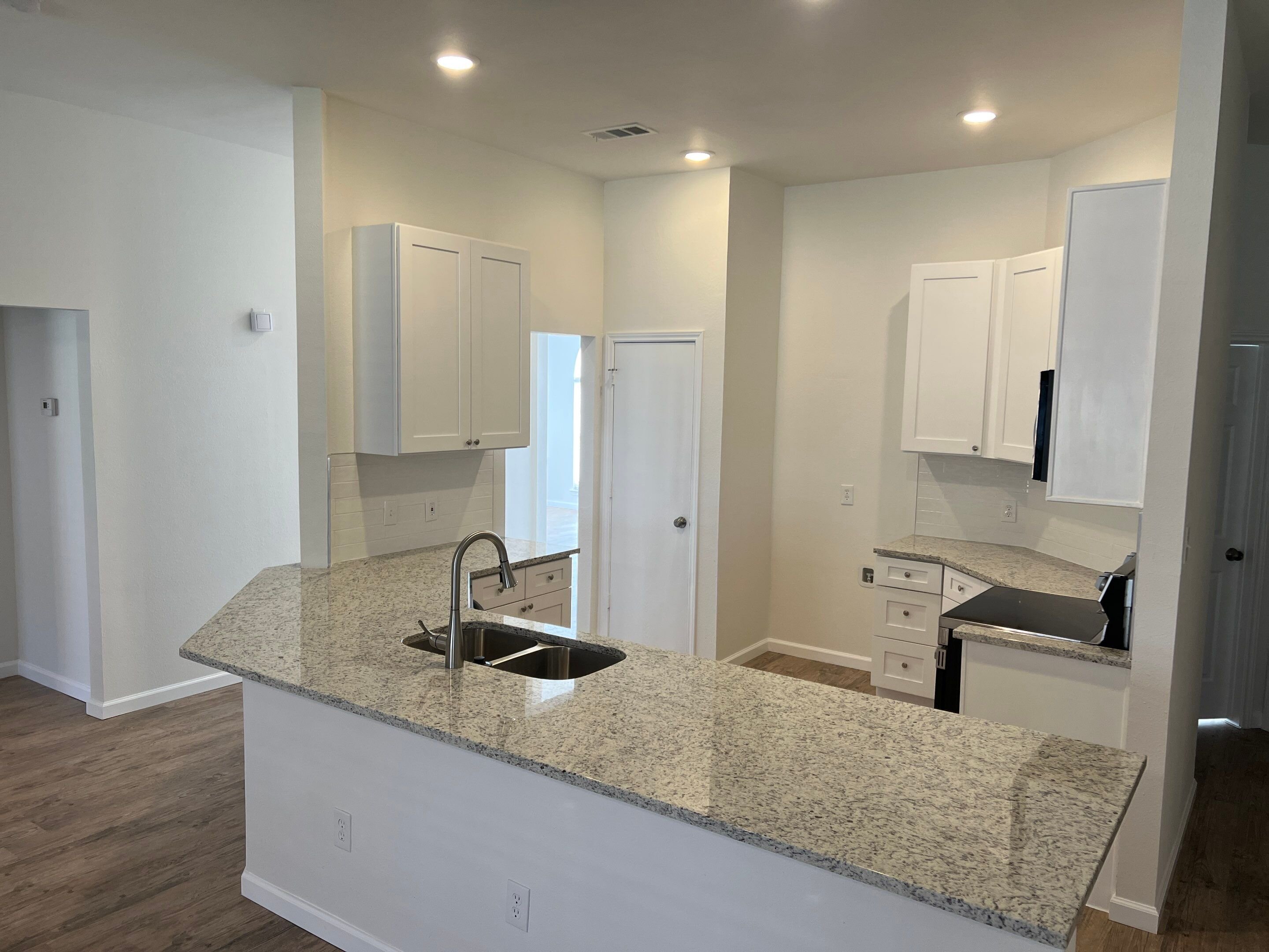 kitchen renovation contractors