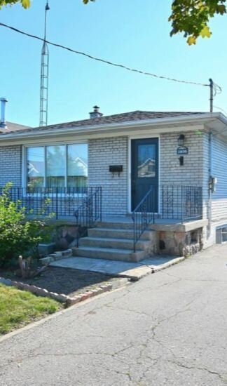 mississauga house