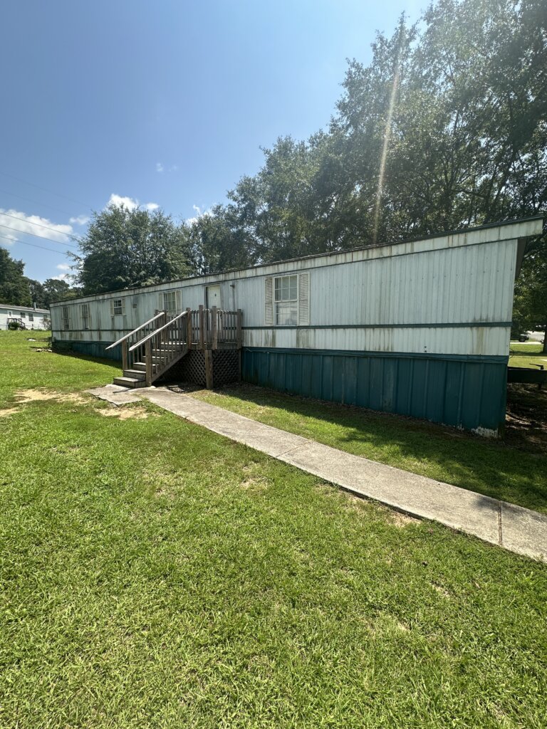 Mobile home buyers near me
