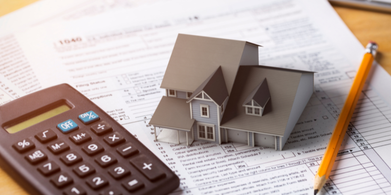 What taxes do I owe when selling my house [market_city]