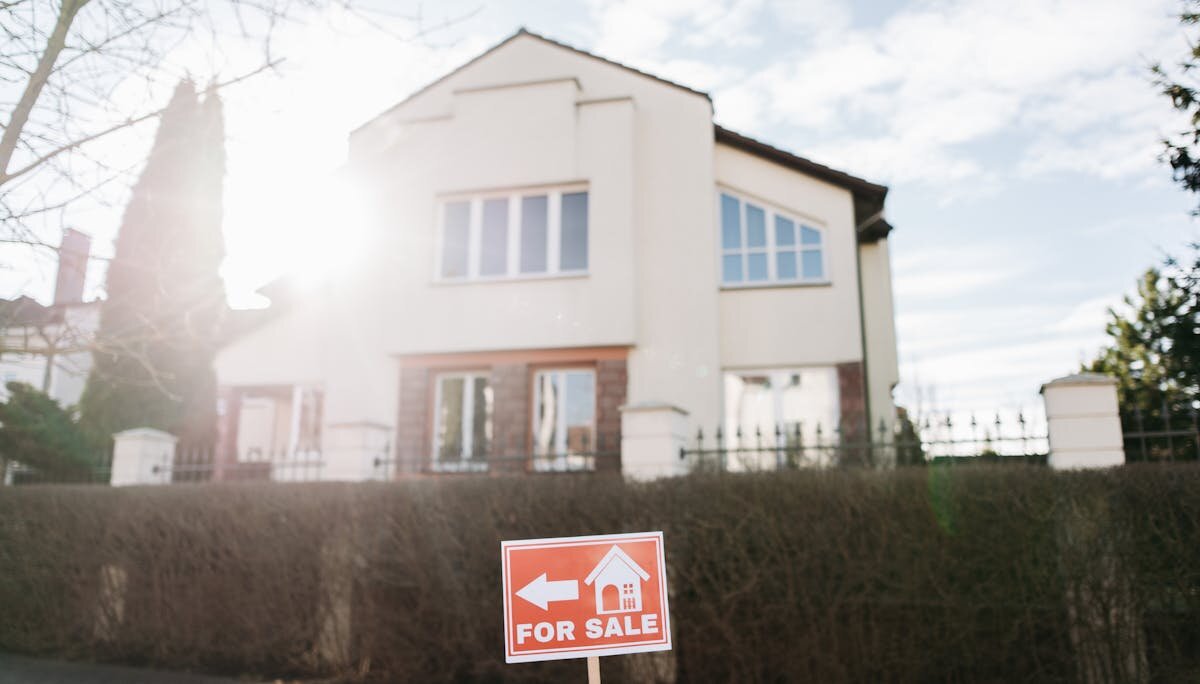 a house in connecticut being sold