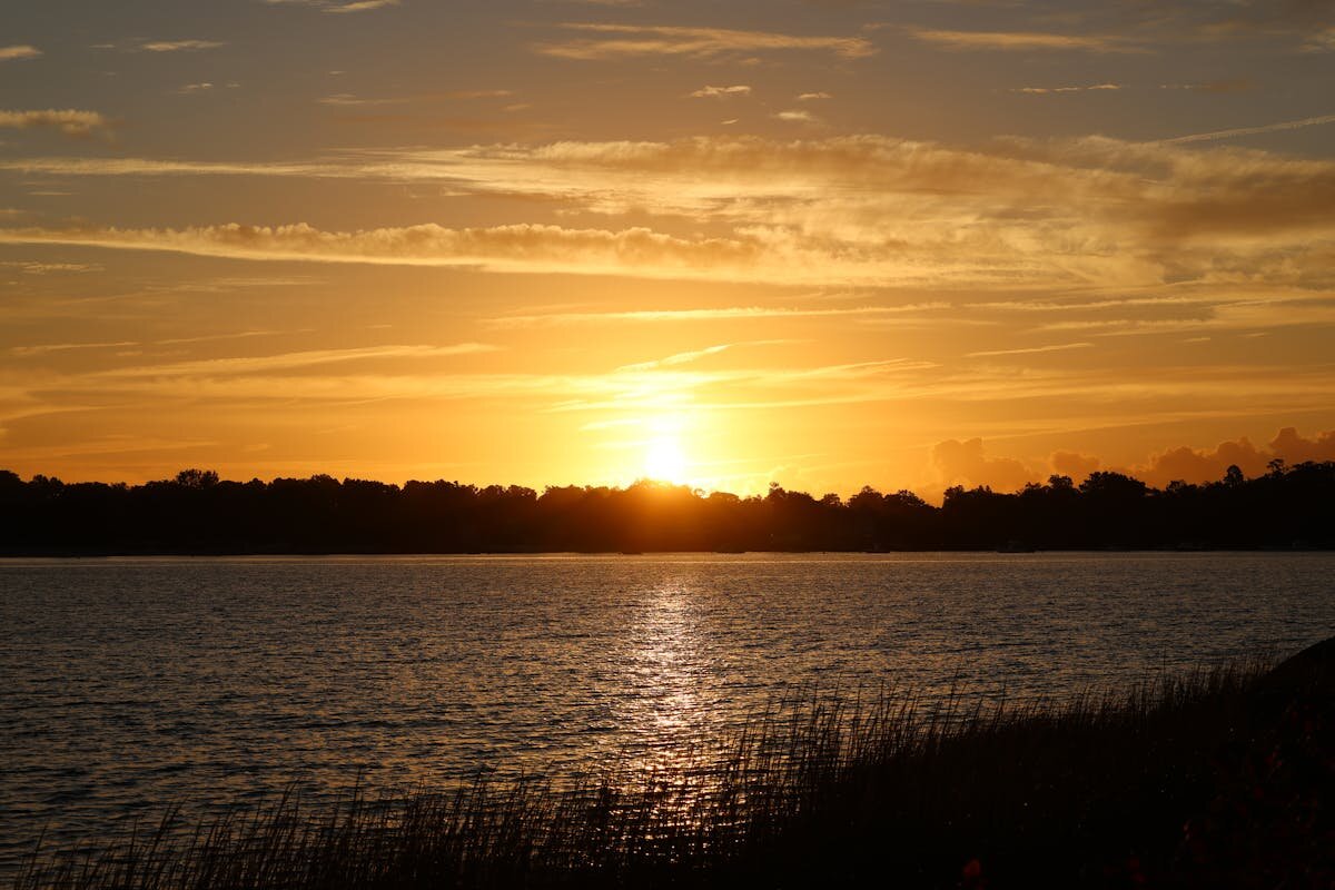 A view of the water in bloomfield connecticut