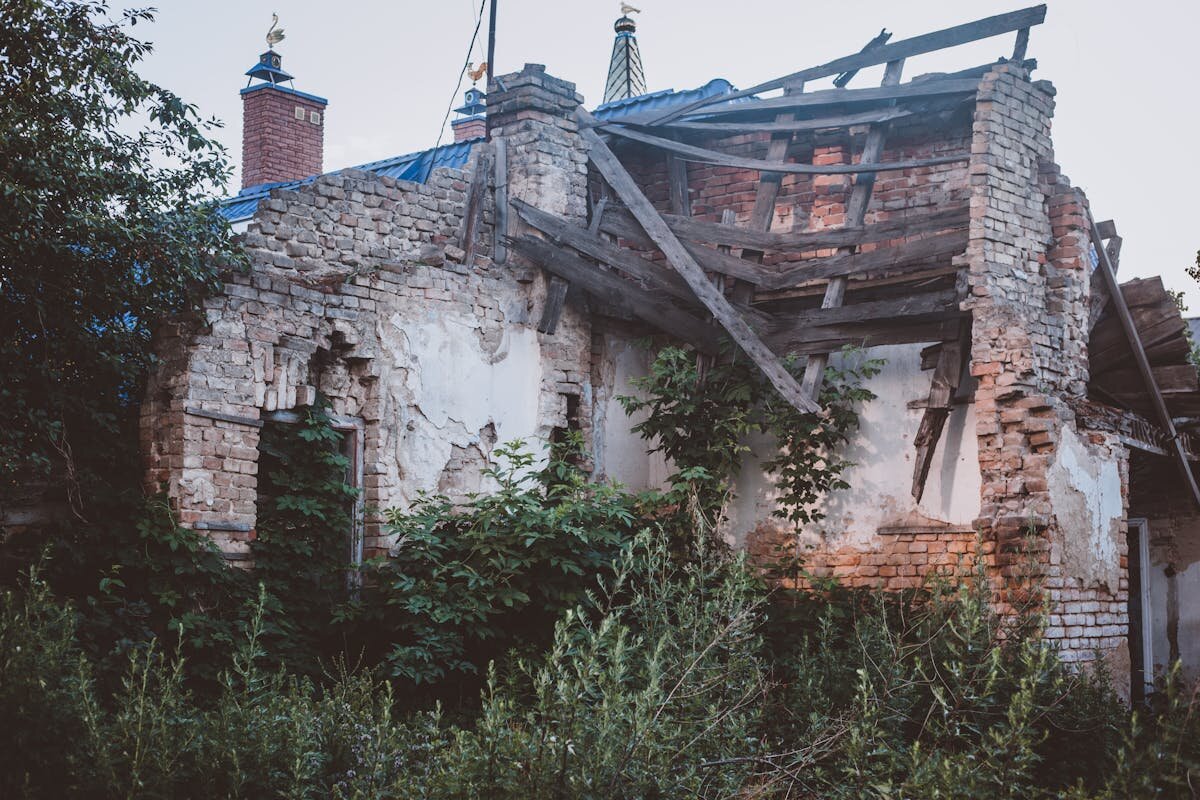 An old house that is broken down and distressed