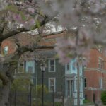 We buy houses in New Haven CT.