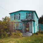 house in bad condition