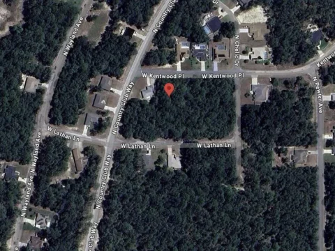 86 W Kentwood Place, Citrus Springs, FL 34434