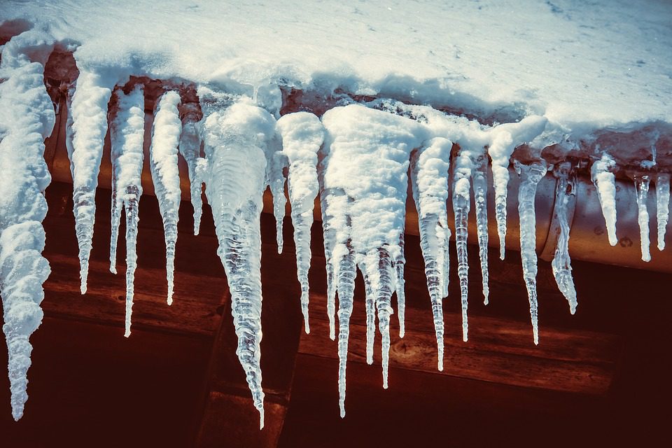 icicle on roof