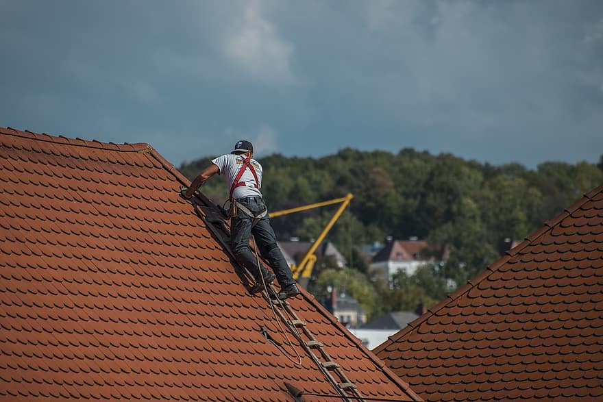 professional roofers