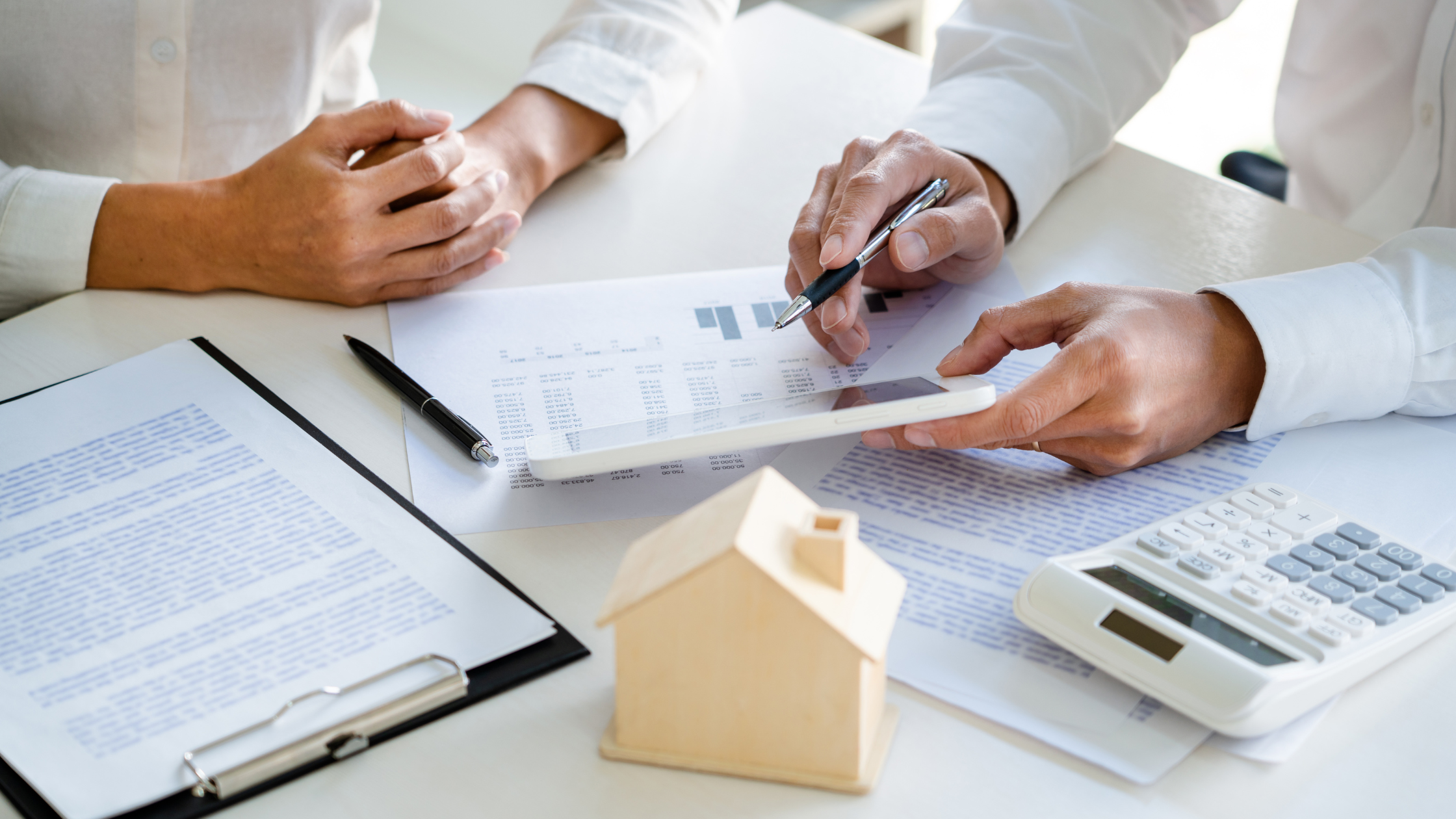 The Pros and Cons of Selling Your House Without an Agent in Port-Elizabeth
