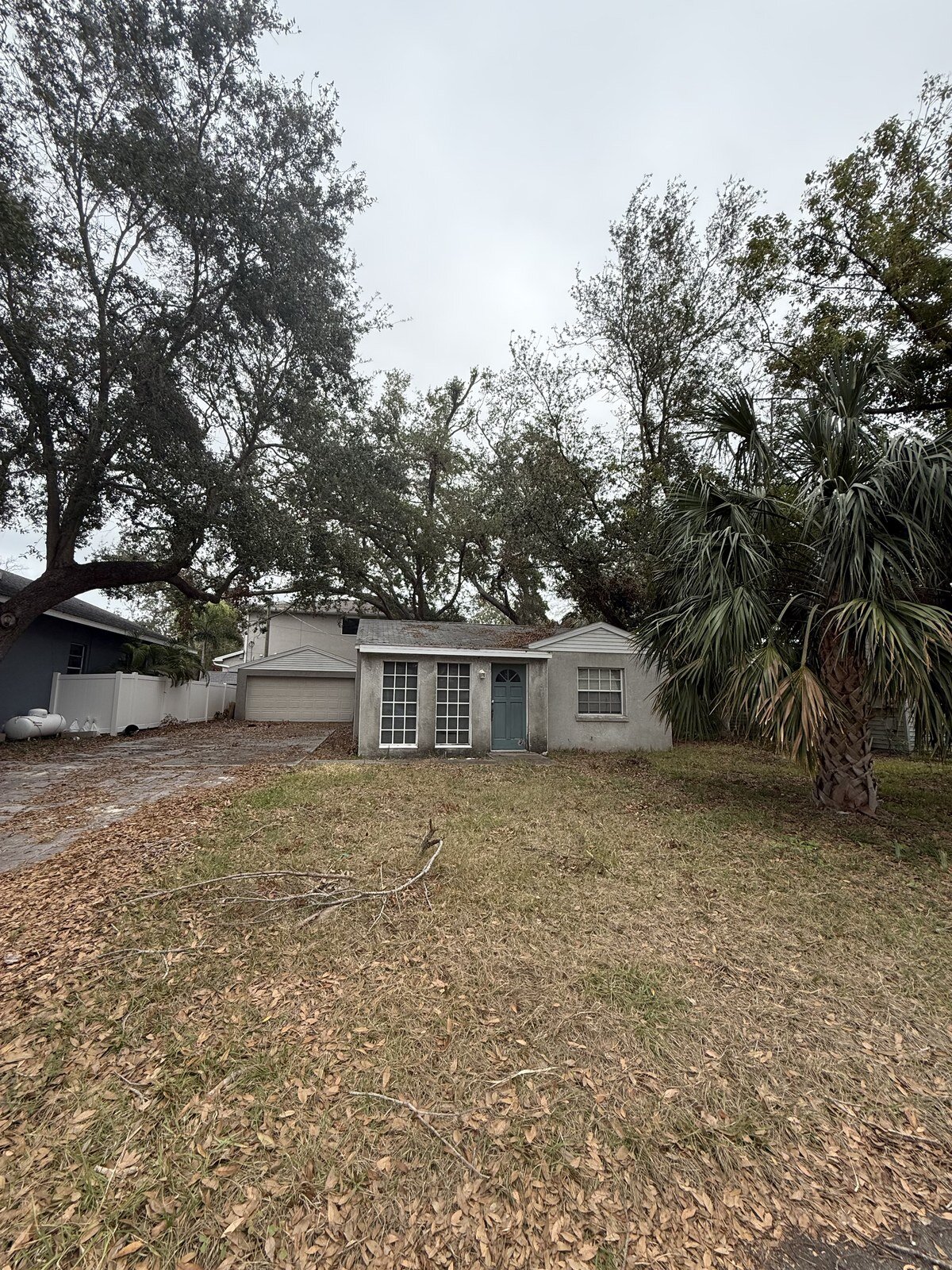 Older South Tampa house that needs repairs