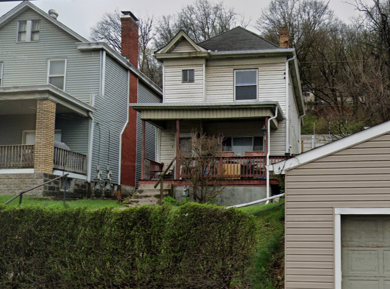 Cash buyer evaluating Pittsburgh hoarder property purchase