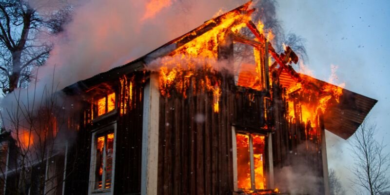 How to Sell a Mobile Home With Fire Damage in Texas