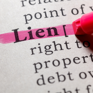 How to Transfer a Mobile Home With a Lien in Texas