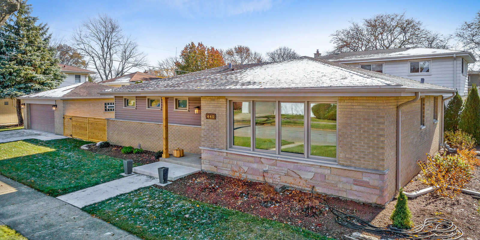 Adams St Elmhurst IL