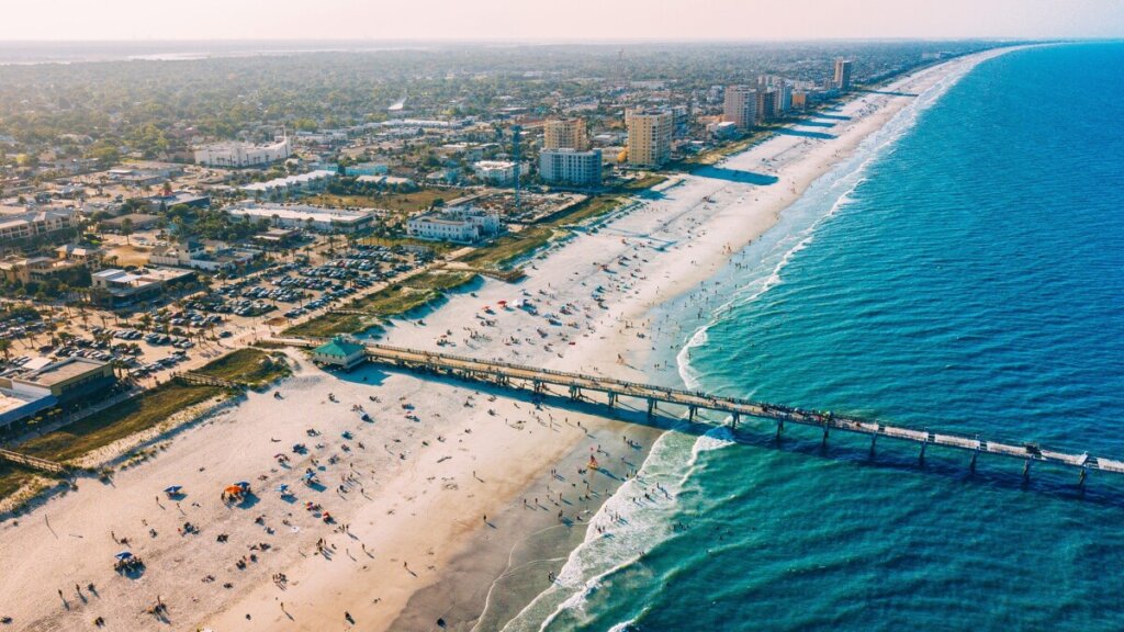 Local Jacksonville Homebuyers, who loves their city and beach!