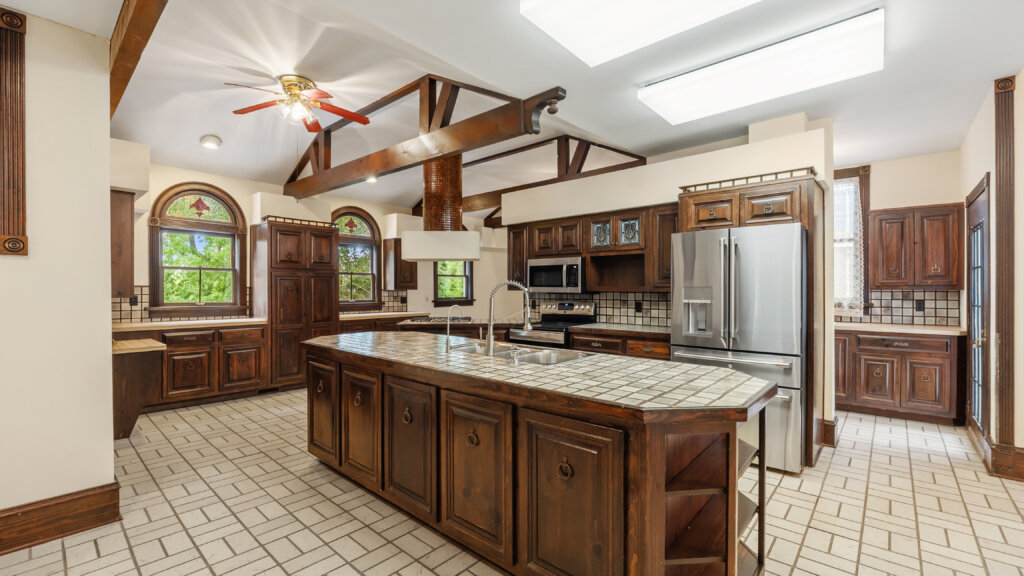 Newly renovated kitchen in Rome, GA.