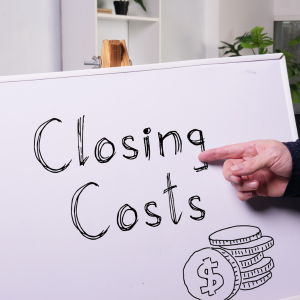 Who pays for closing costs when selling a house In Florida