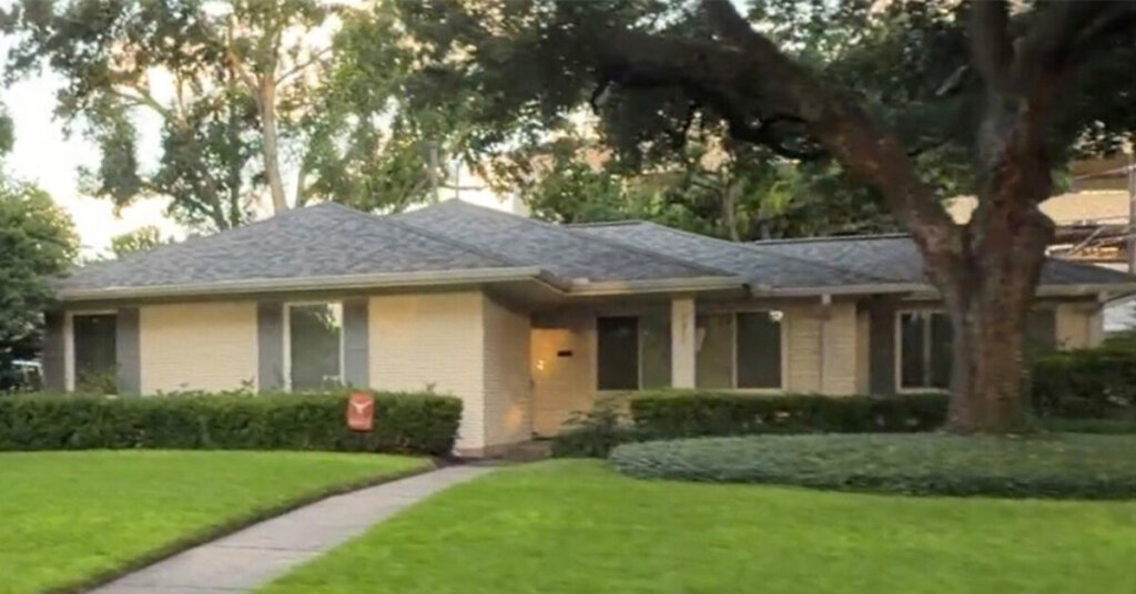 Brick Suburban Ranch House in Angleton TX