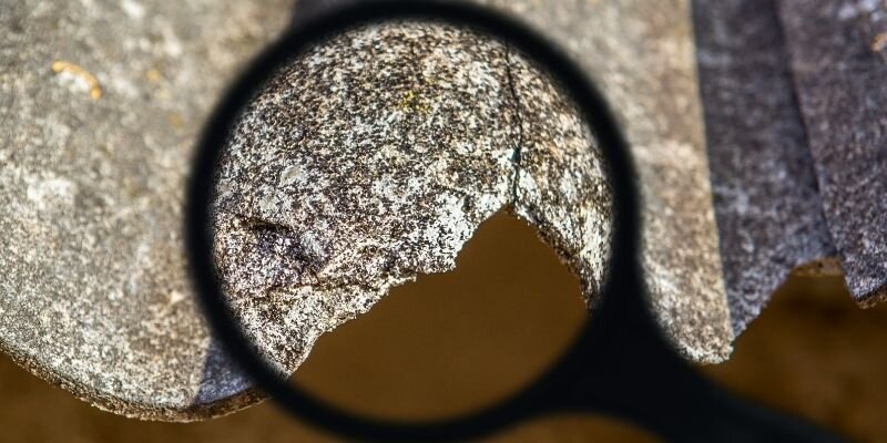 Is It Legal to Sell a House with Asbestos in [market_city]
