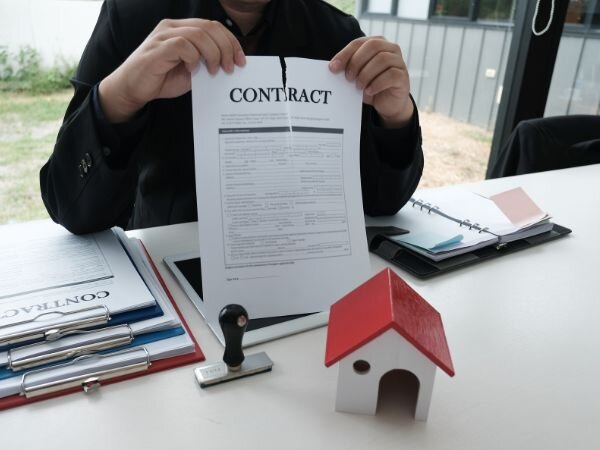 Backing Out of a Home Sale Contract in Alaska