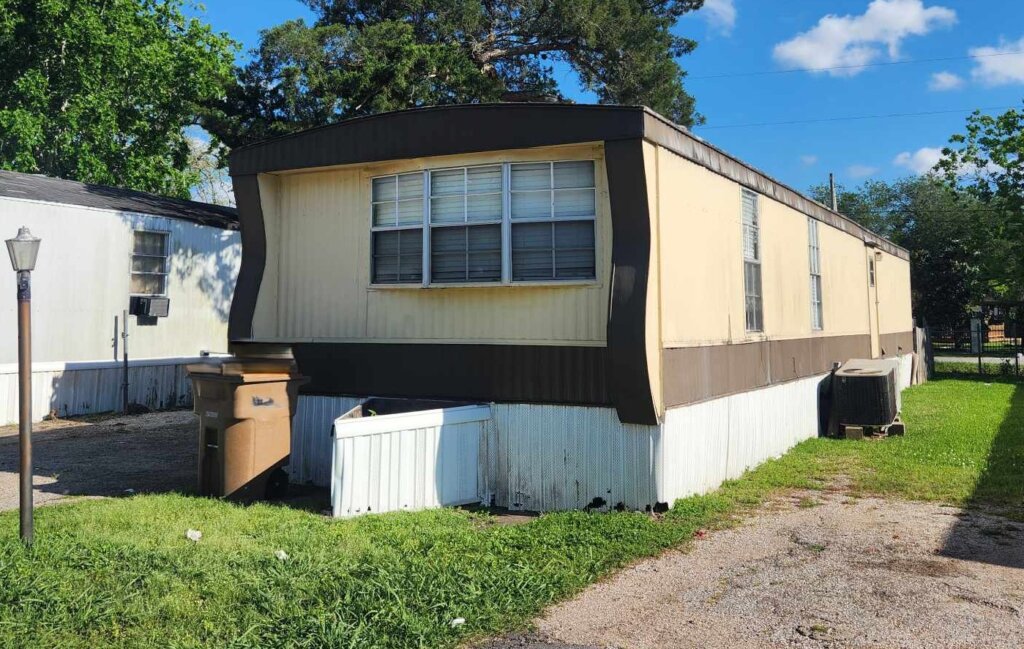 sell-my-mobile-home-in-liberty-tx