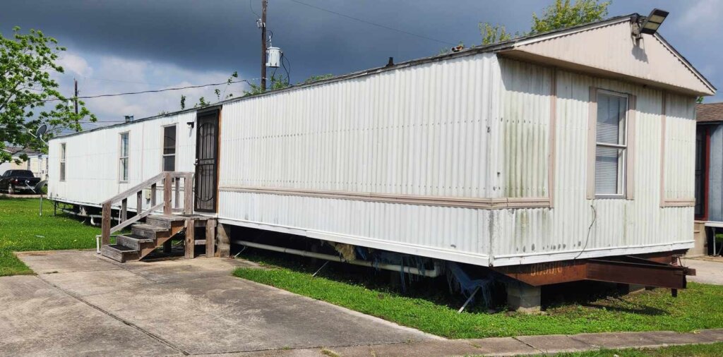 sell-my-mobile-home-in-friendswood-tx