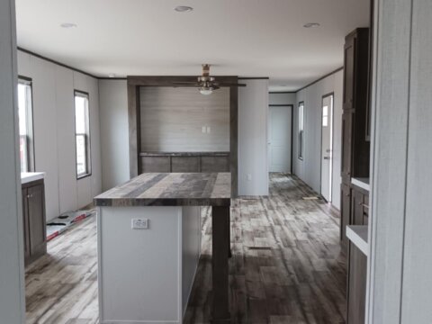 MOBILE-HOME-FOR-SALE-IN-ALVIN-TX