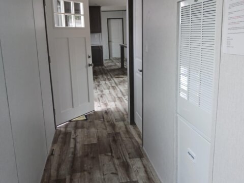 MOBILE-HOME-FOR-SALE-IN-ALVIN-TX