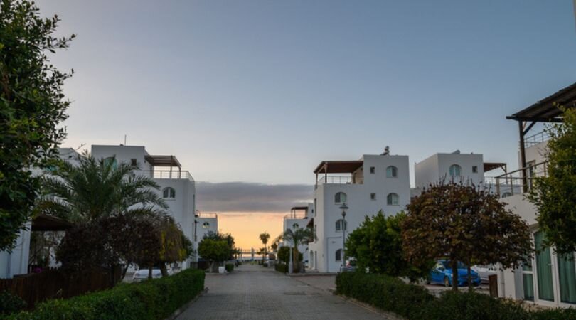 We Buy Oceanfront Condos - Get Cash Today!