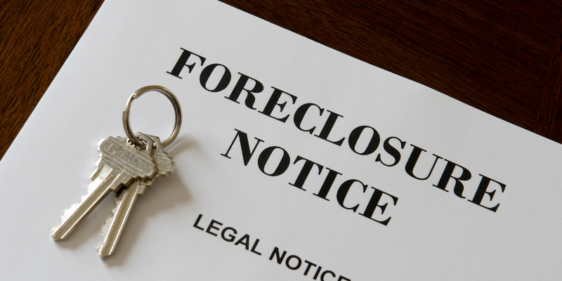 article about differences between pre-foreclosure and foreclosure