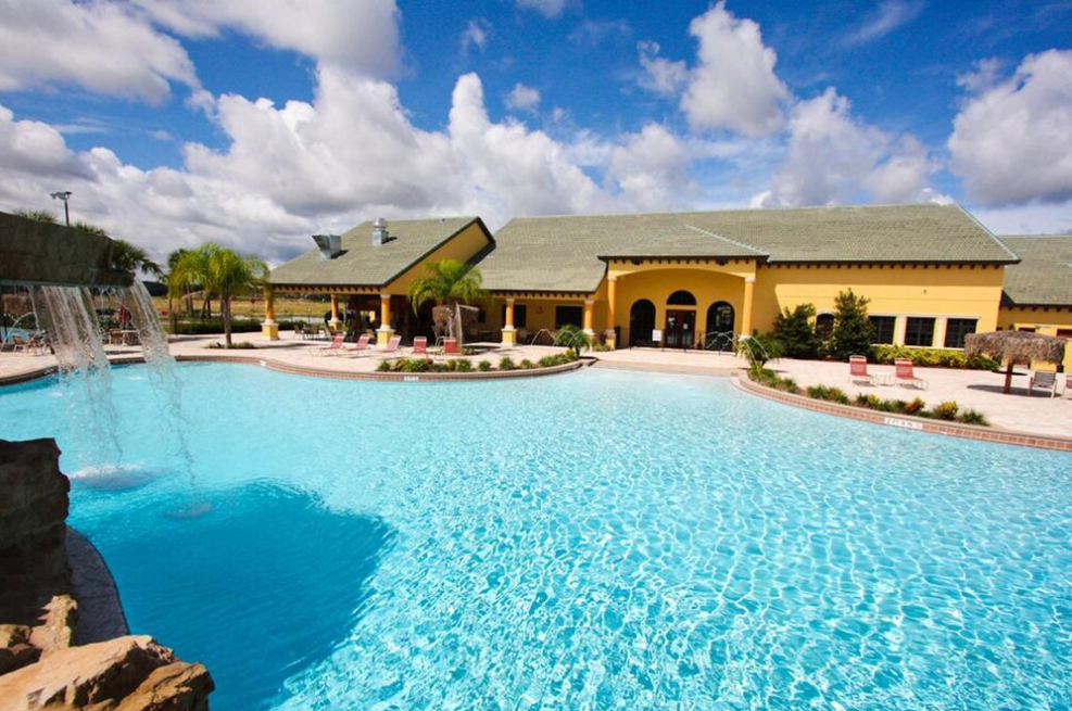 heated lagoon-style pool
