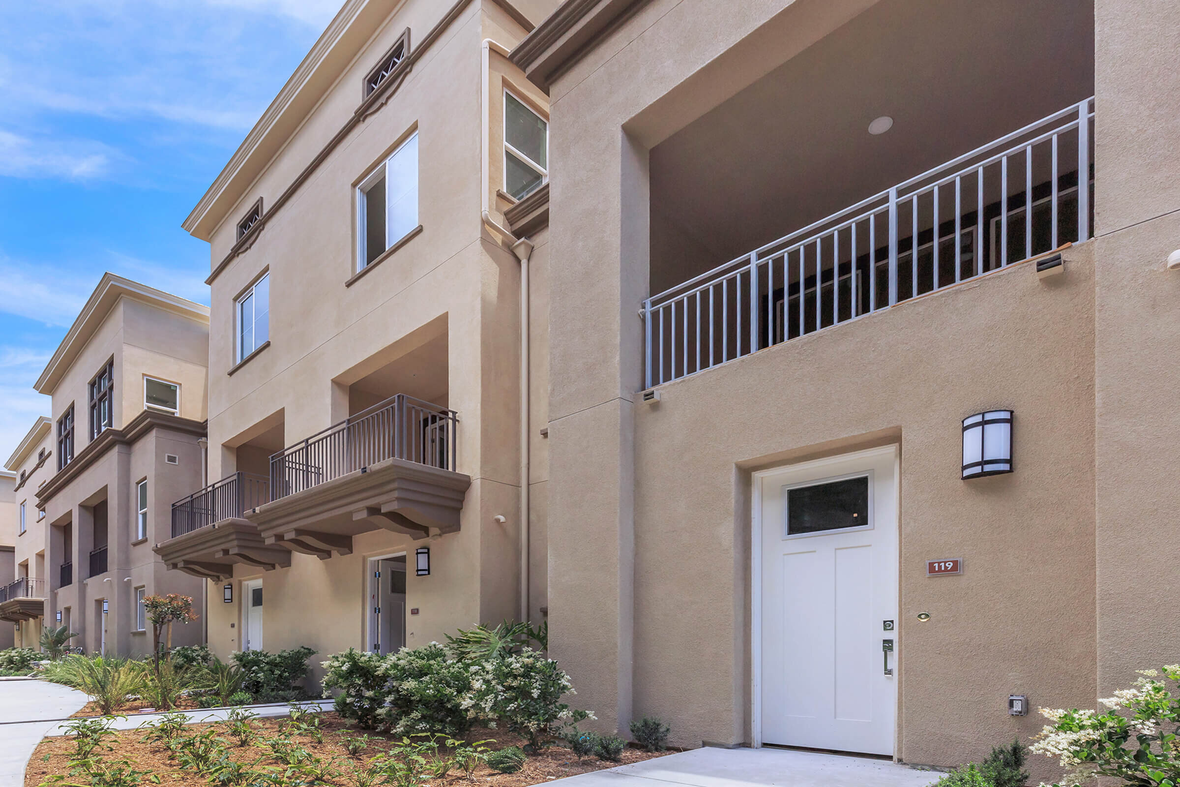 apartments for sale in california