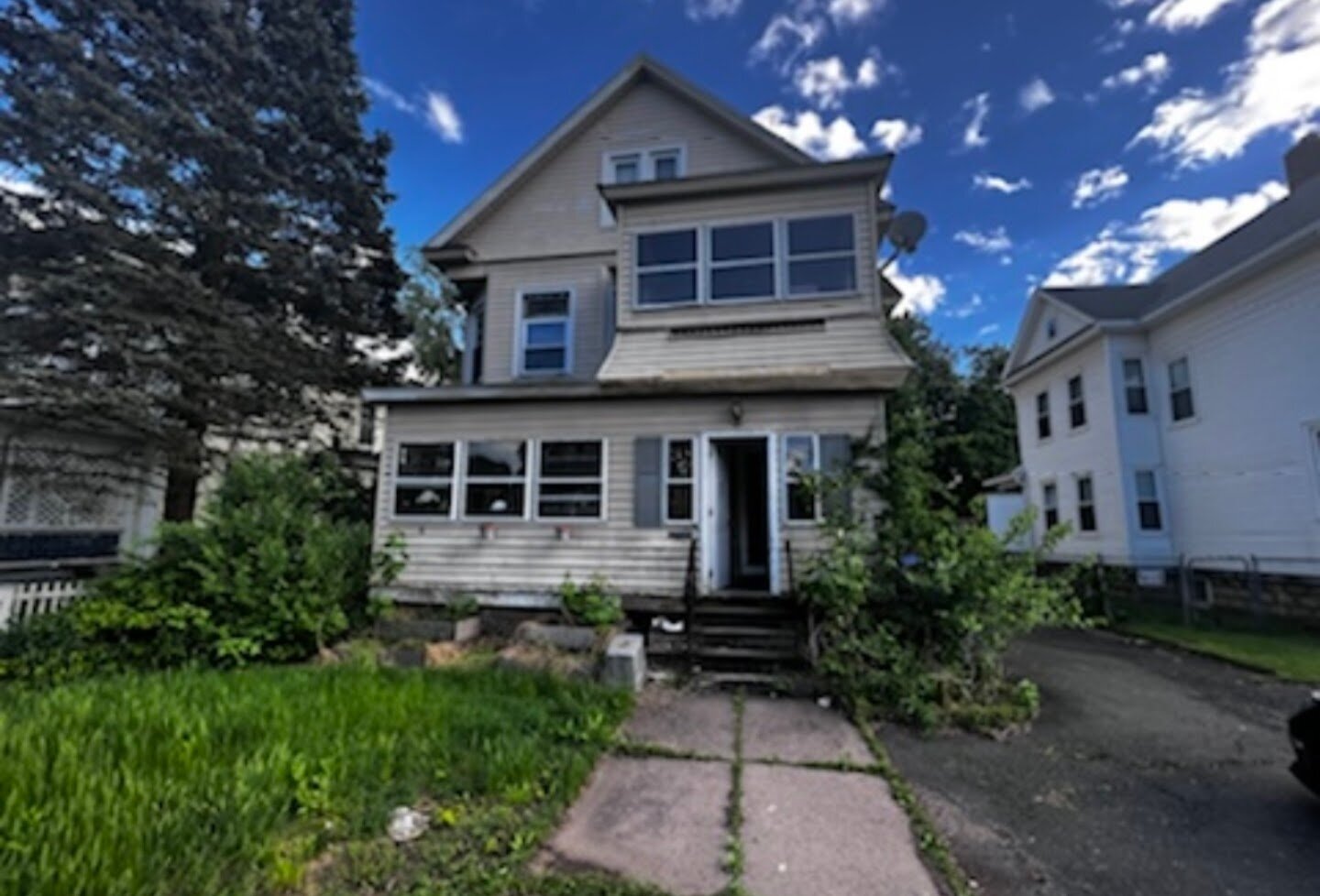 we buy houses Springfield, MA