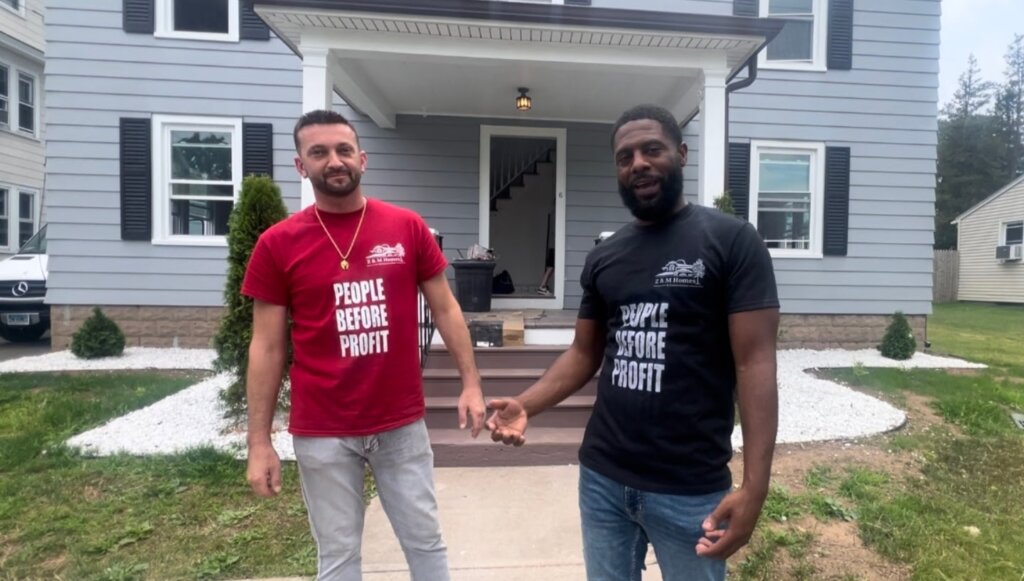 We Buy Houses For Cash
