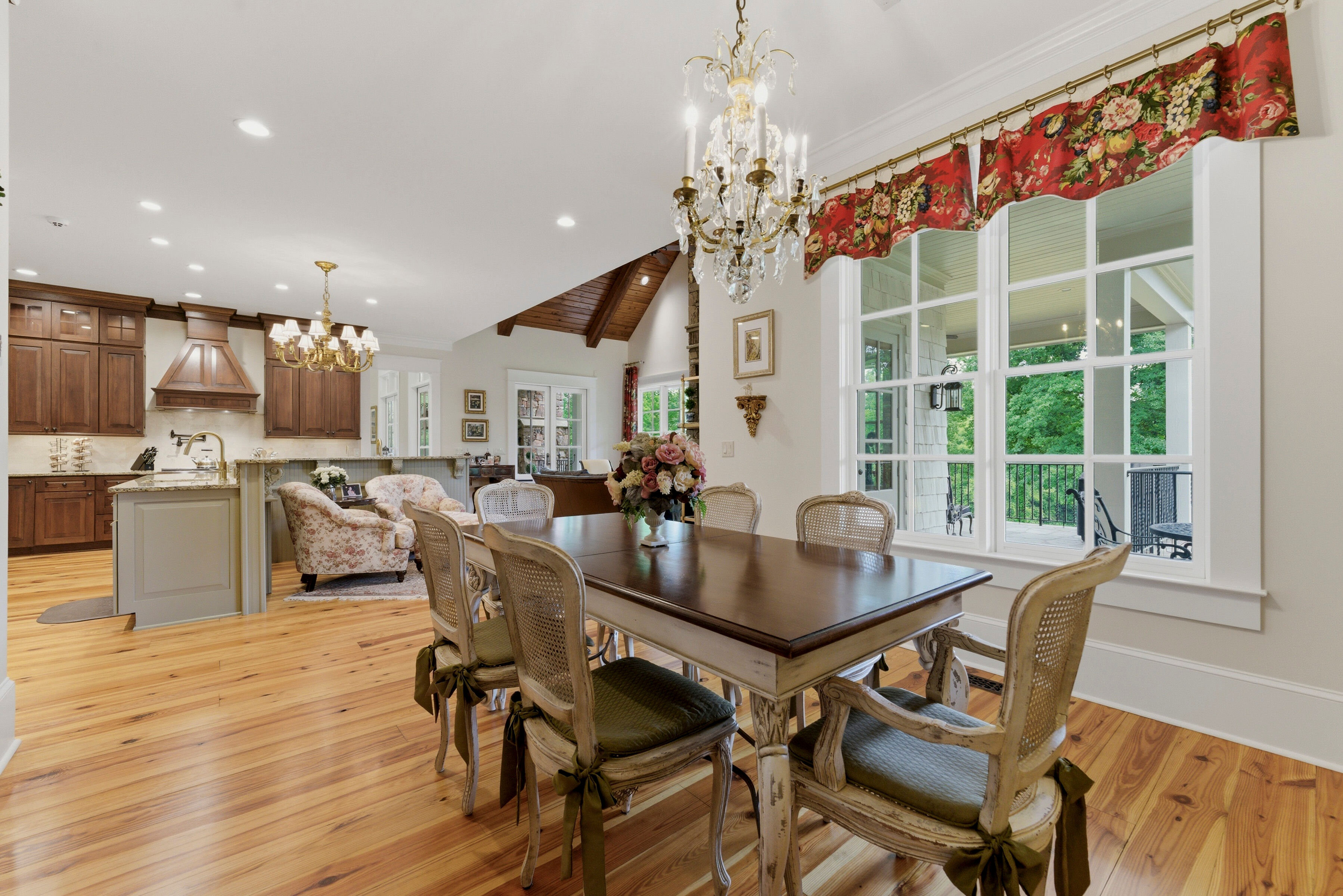Breakfast area