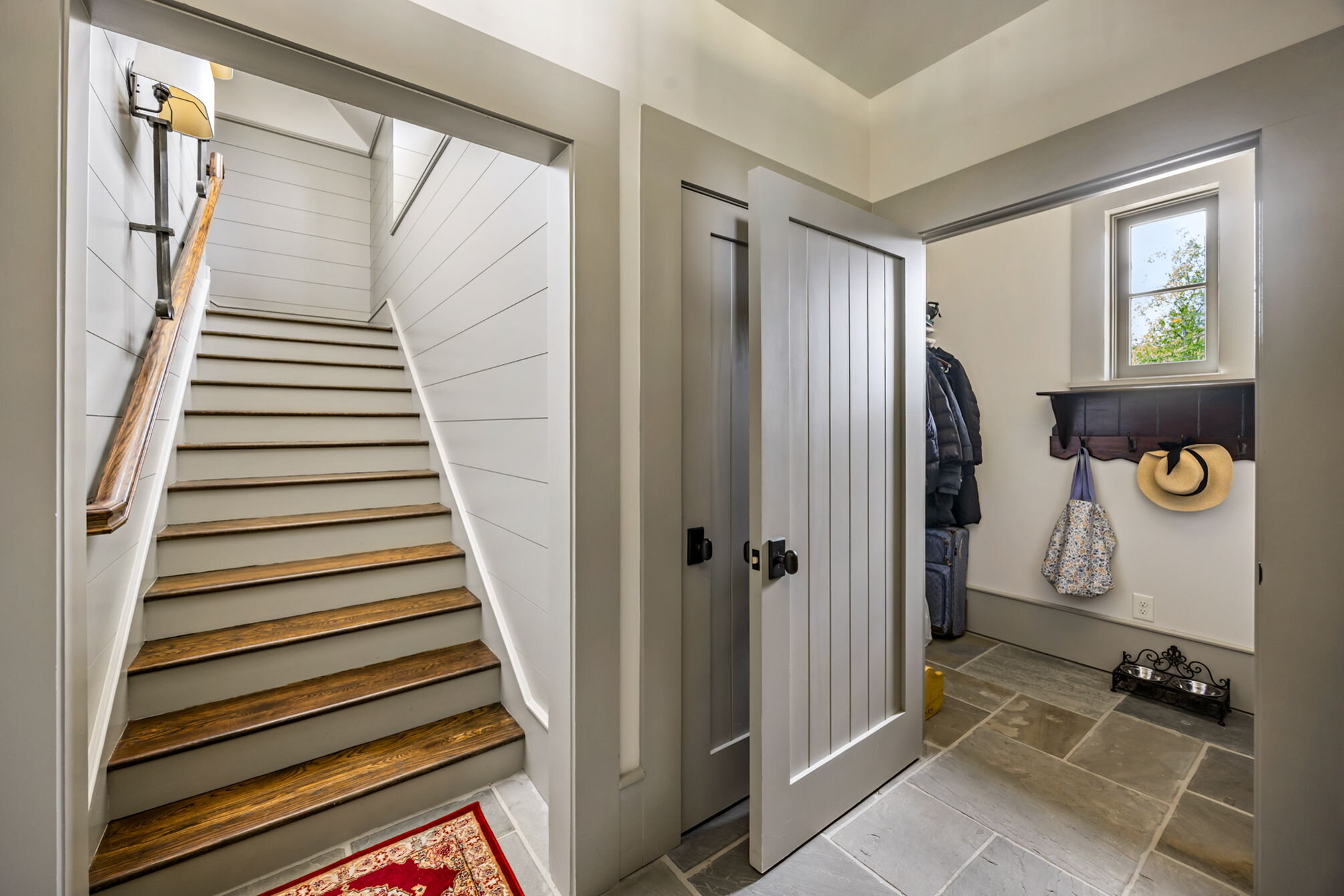 Guest residence