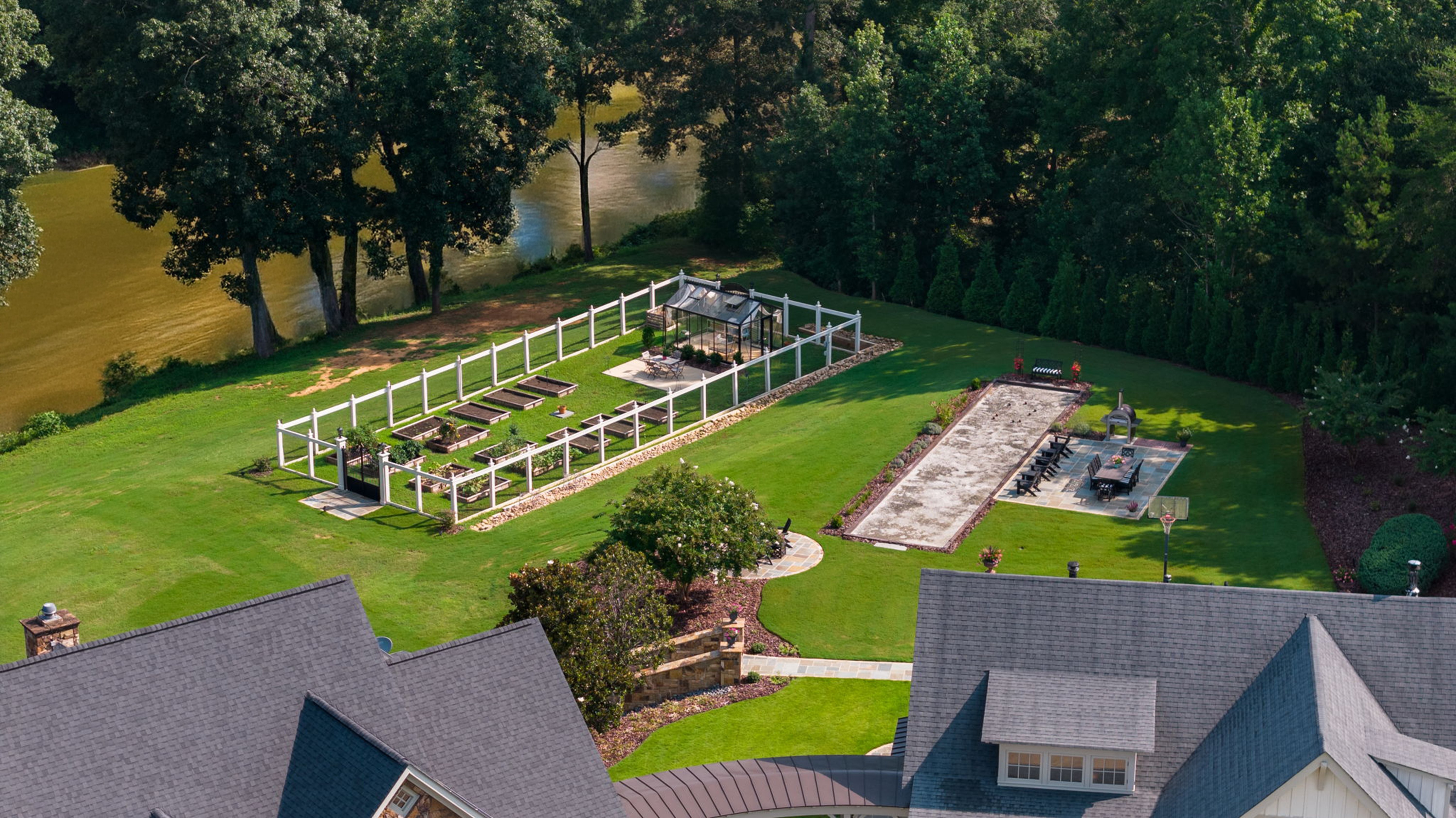 Luxury estate garden