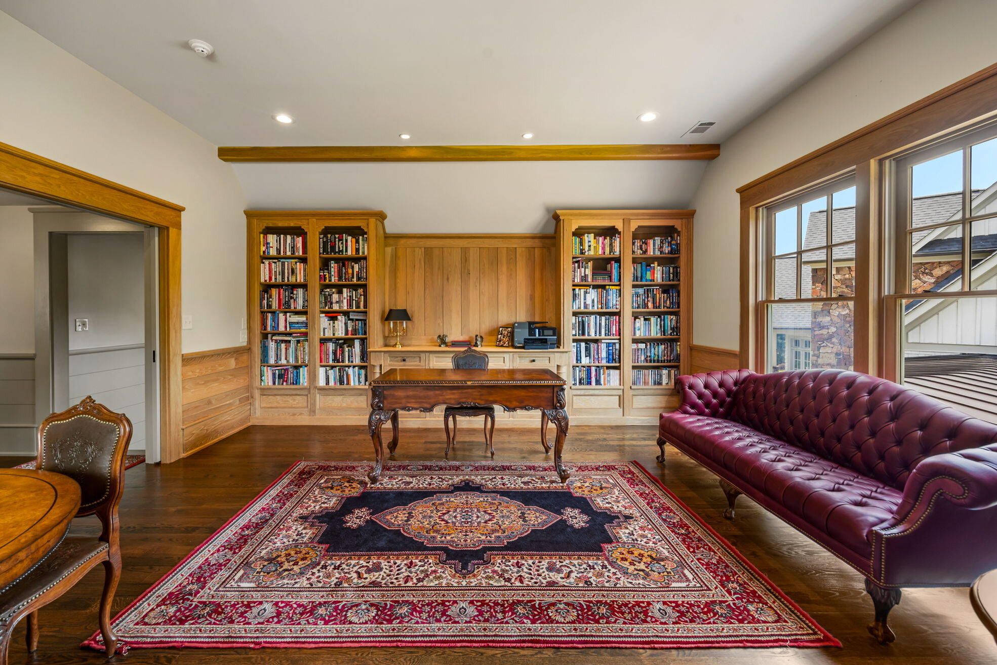 525 N River Rd 004s
