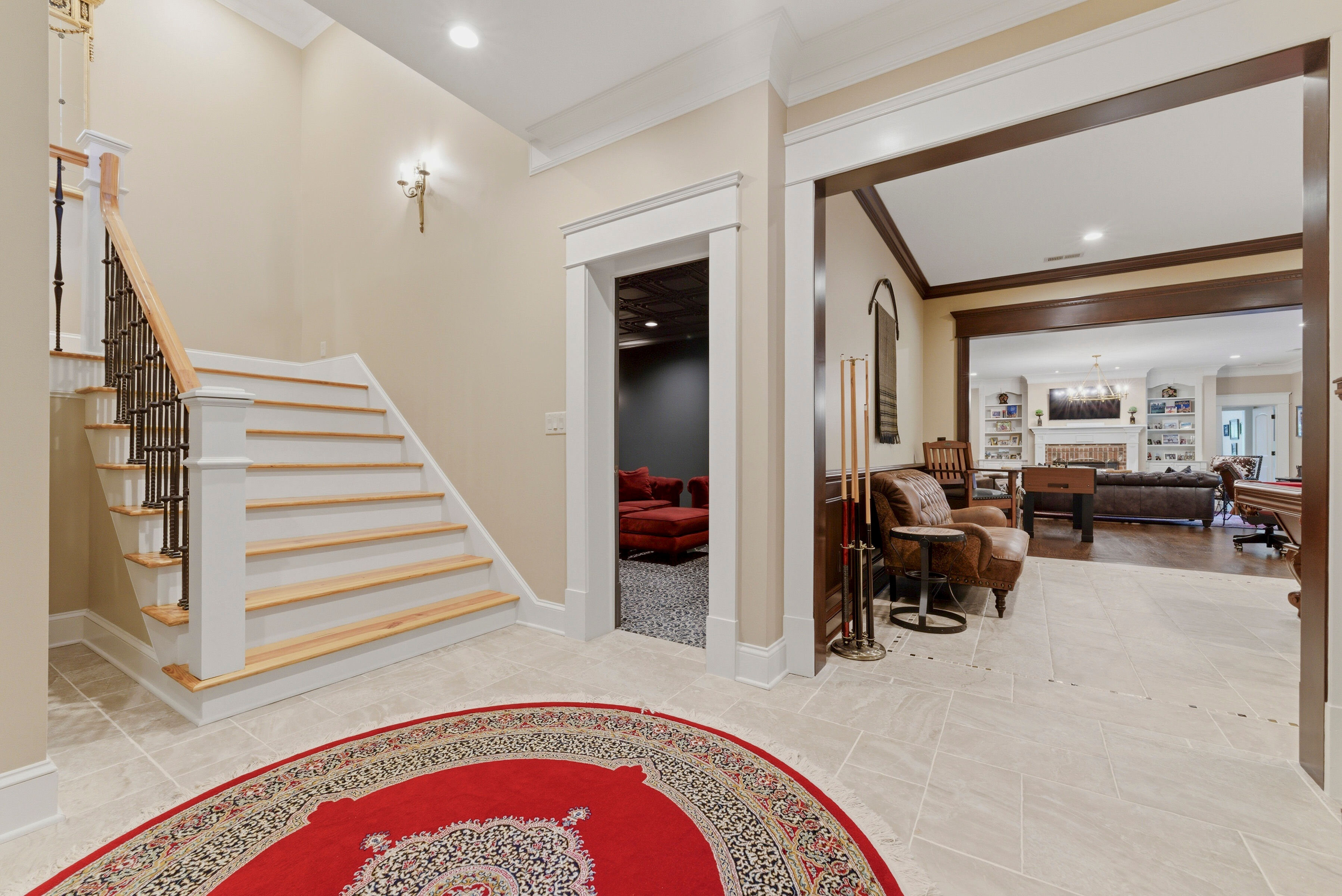 525 N River Rd 061 terr foyer