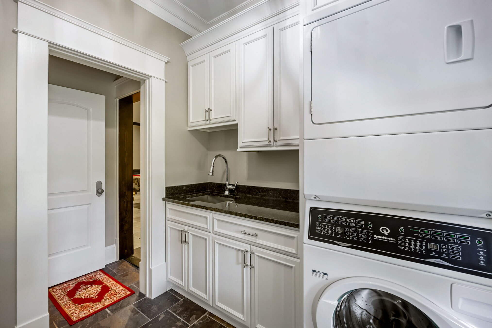 525 N River Rd 077ab