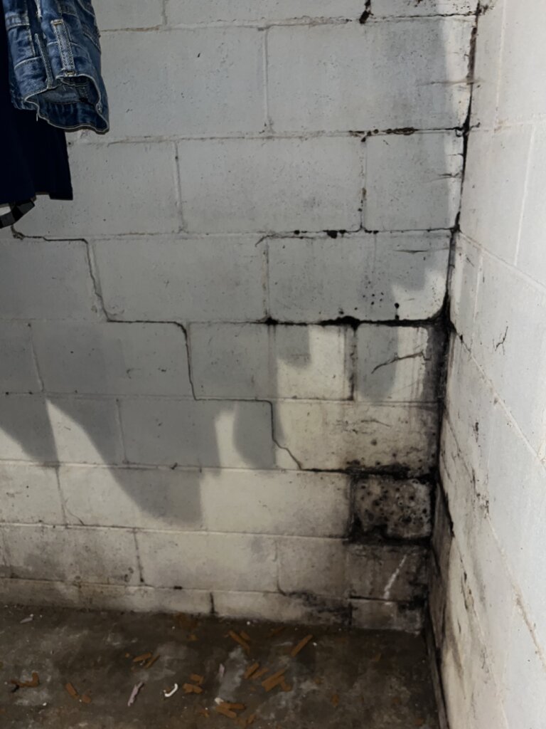 Foundation Issues in Des Moines