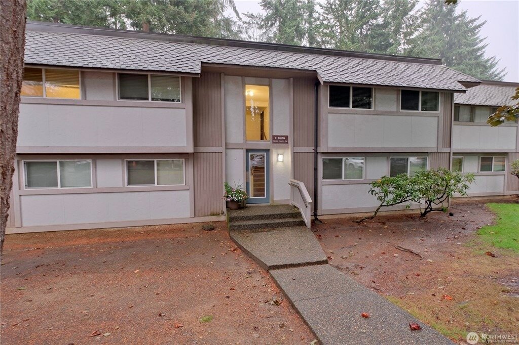 45th Place Sw C8 Federal Way WA 98023