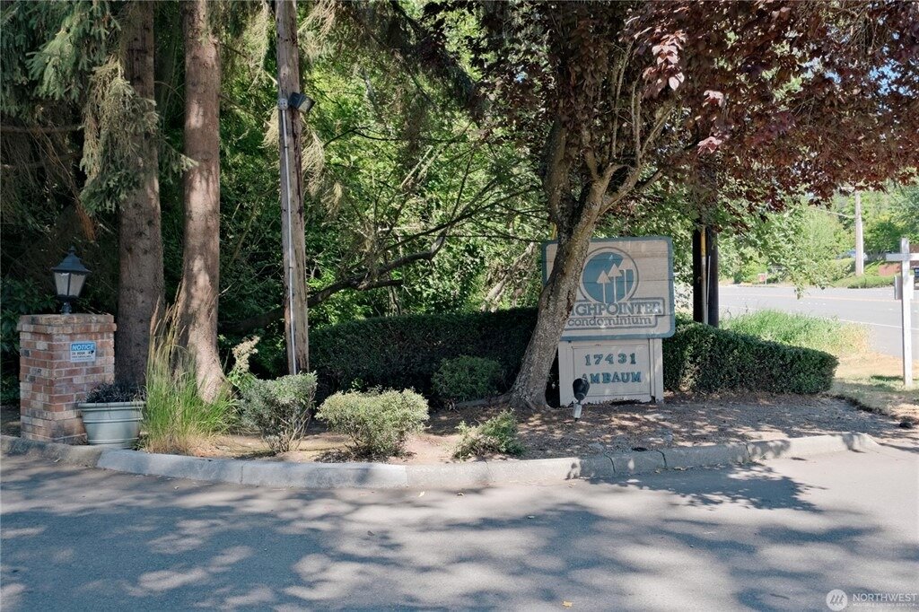 Ambaum Boulevard S D51 Burien WA 98148